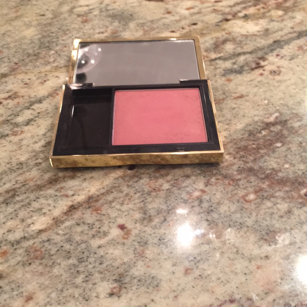 Estée Lauder Pure Color Envy Rebel Rose